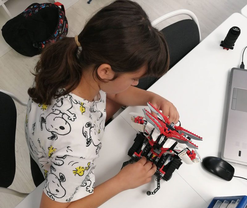 7 beneficis de la robòtica educativa en l’aprenentatge dels infants