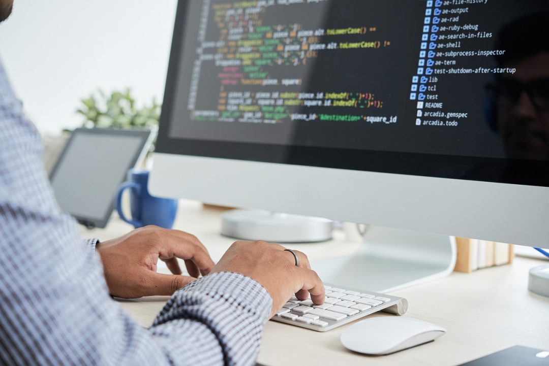 La importància de la programació per millorar la seguretat a Internet